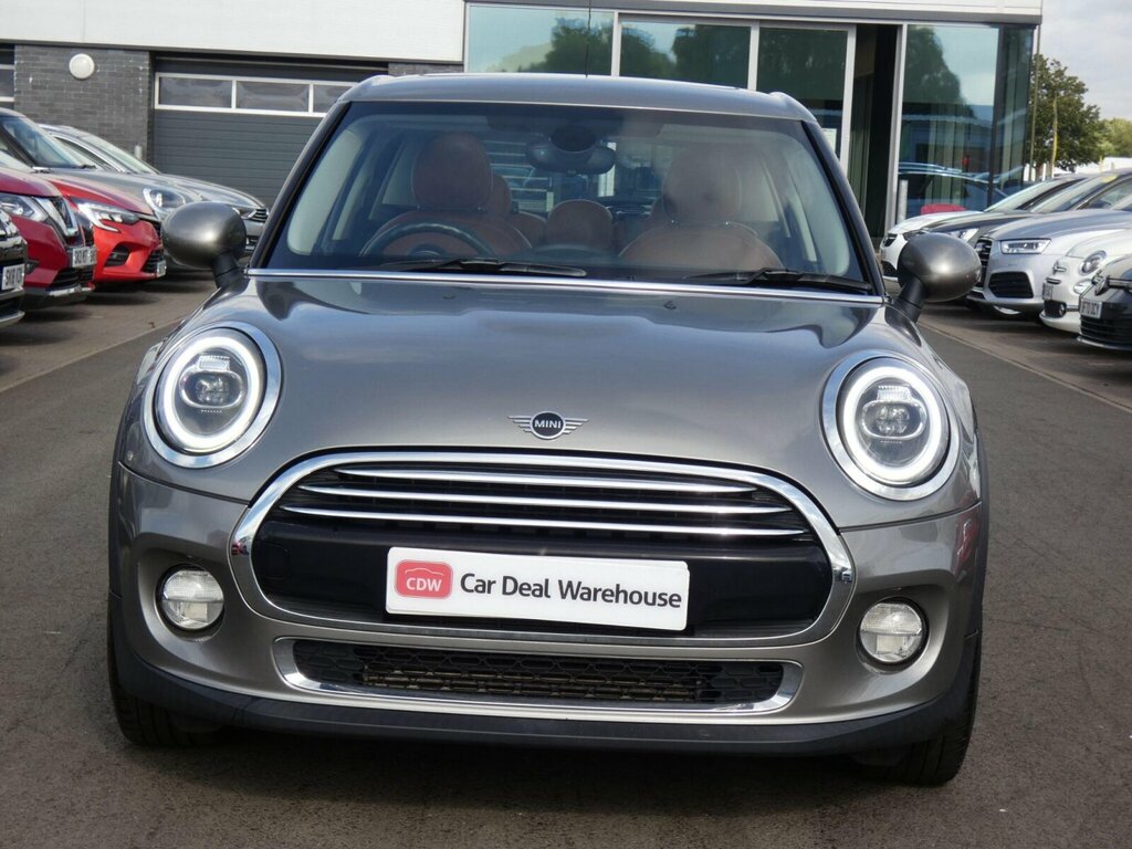 Mini Hatch 1.5 Cooper Exclusive Euro 6 Ss Silver #2