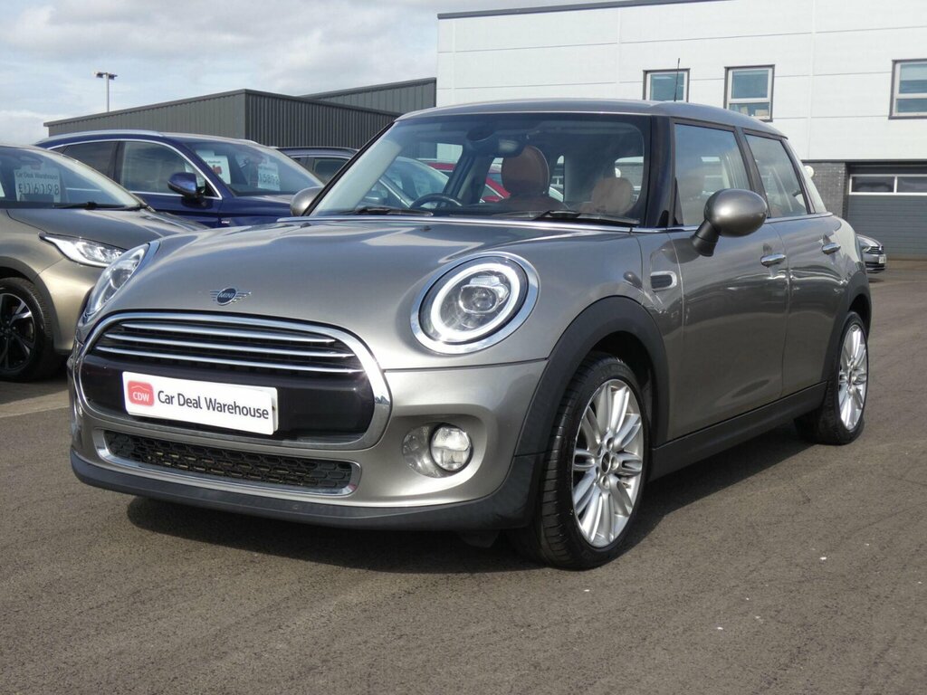 Mini Hatch 1.5 Cooper Exclusive Euro 6 Ss Silver #3