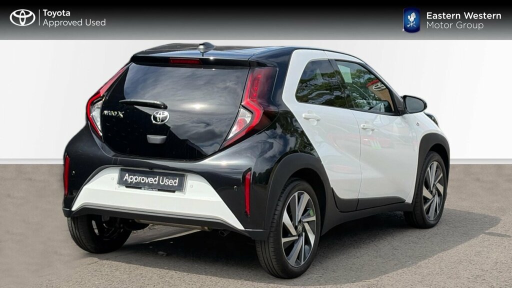 Toyota Aygo X 1.0 Vvt-i Edge X-shift Euro 6 Ss White #2