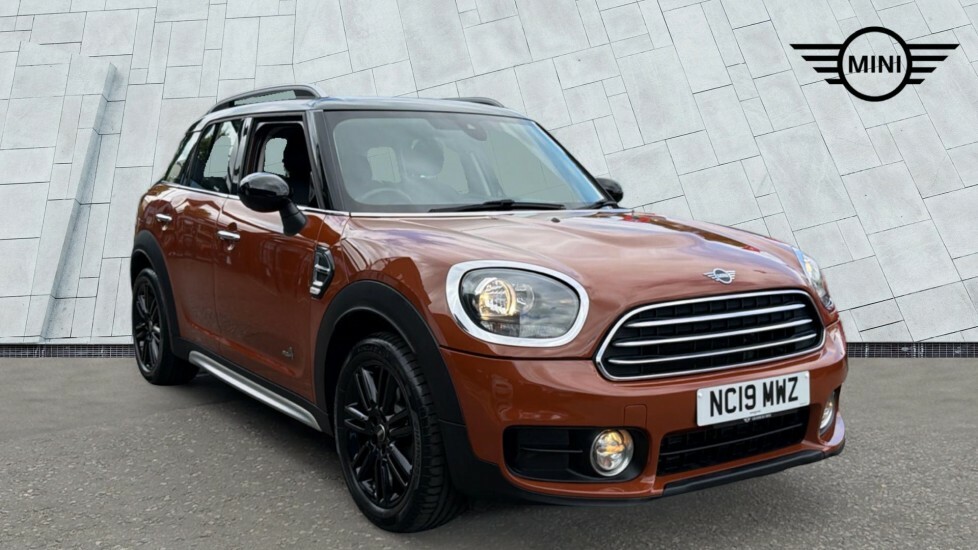 Mini Countryman 1.5 Cooper Exclusive Suv All4 Euro Brown