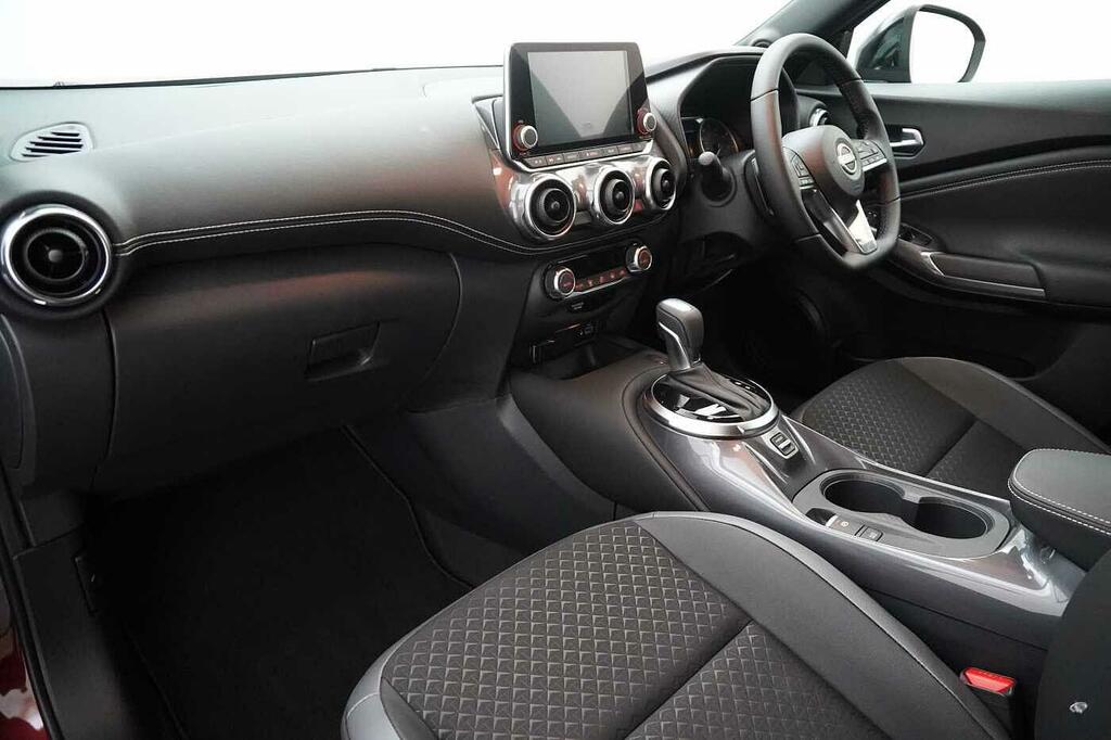 Nissan Juke 1.0 Dig-t 114 N-connecta Dct With Sat Nav And Red #2