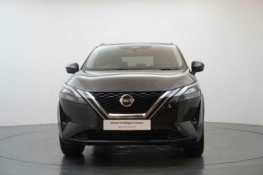 Nissan Qashqai 1.3 Dig-t Mh 140 N-connecta With Glass Roof Sat Black #4