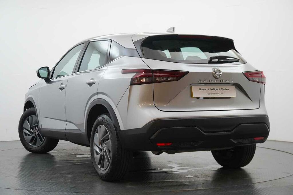 Nissan Qashqai 1.3 Dig-t Mh 158 Acenta Premium X-tronic With Silver #3