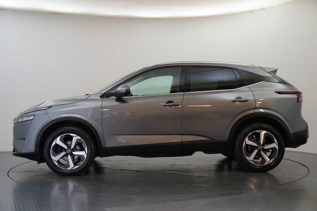 Nissan Qashqai 1.3 Dig-t Mh 140 N-connecta With Glass Roof Sat Grey #5
