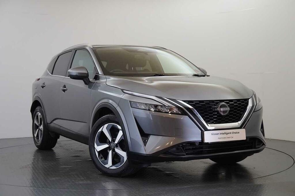 Nissan Qashqai 1.3 Dig-t Mh 140 N-connecta With Glass Roof Sat Grey