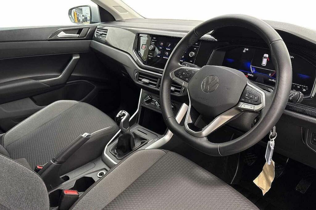 Volkswagen Polo 1.0 Tsi Match Silver #6