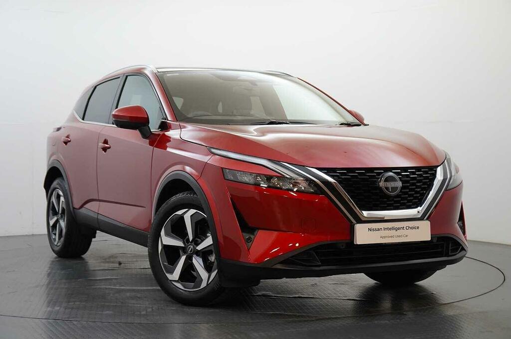 Nissan Qashqai 1.3 Dig-t Mh 158 N-connecta X-tronic With Gla Red