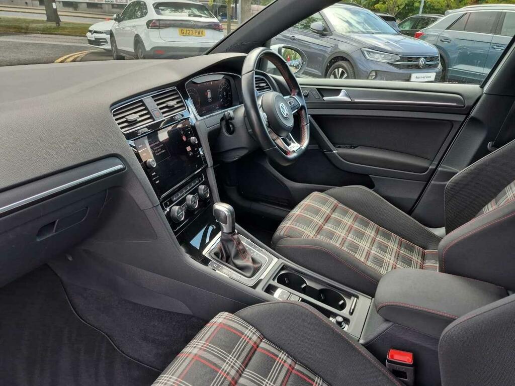 Volkswagen Golf 1.5 Tsi Evo Match Edition White #7