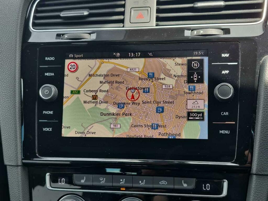 Volkswagen Golf 1.5 Tsi Evo Match Edition White #29
