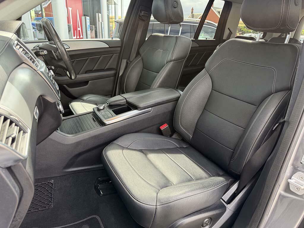Mercedes-Benz GL Class Gl 350 Grey #33