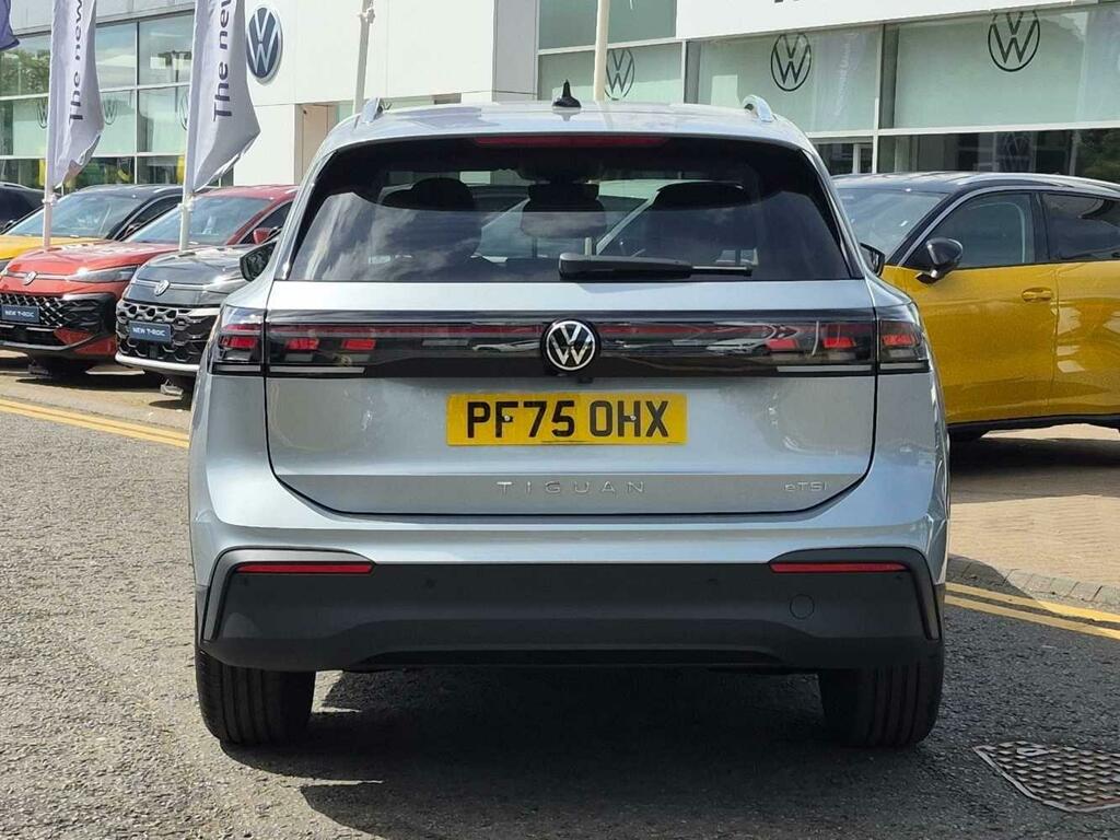 Volkswagen Tiguan Match 1.5 Etsi 150 Ps 7-Speed Dsg Silver #4