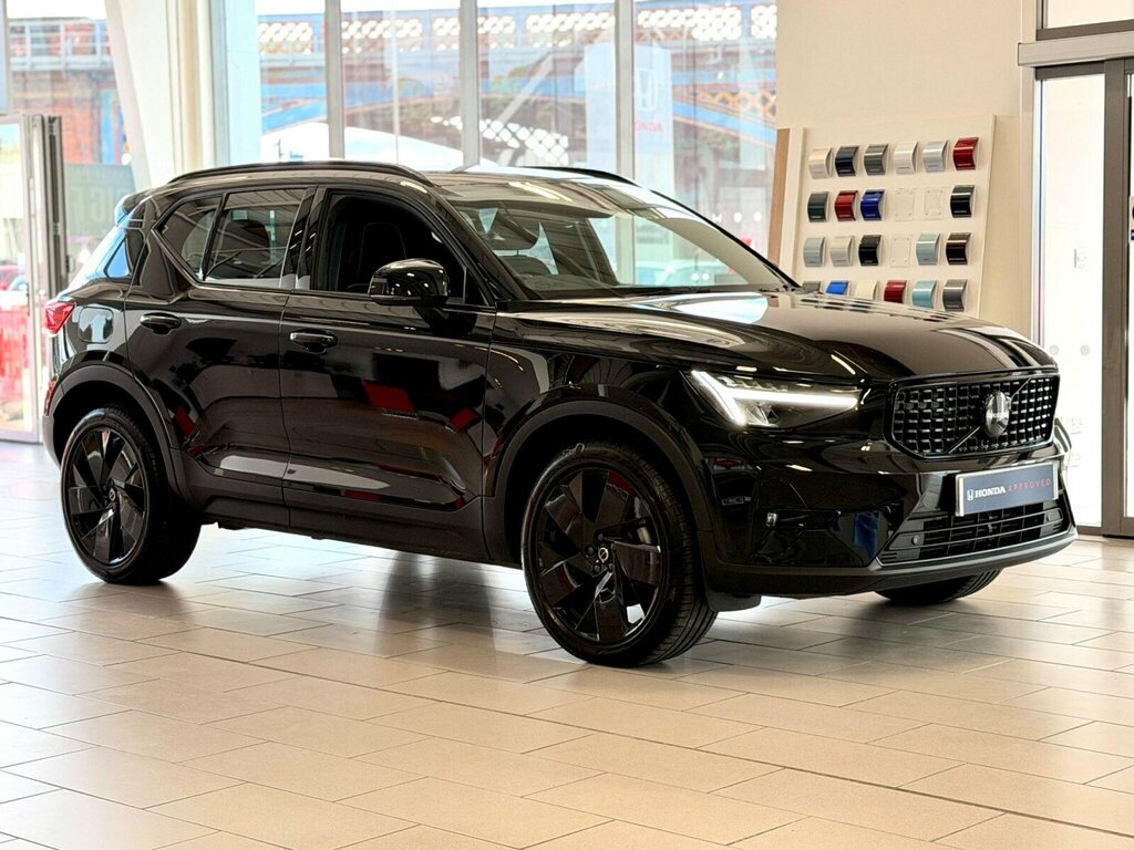 Volvo XC40 2.0 B4 Mhev Plus Black Edition Dct Euro 6 S Black #2