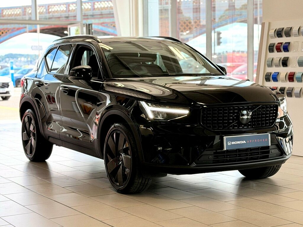 Volvo XC40 2.0 B4 Mhev Plus Black Edition Dct Euro 6 S Black