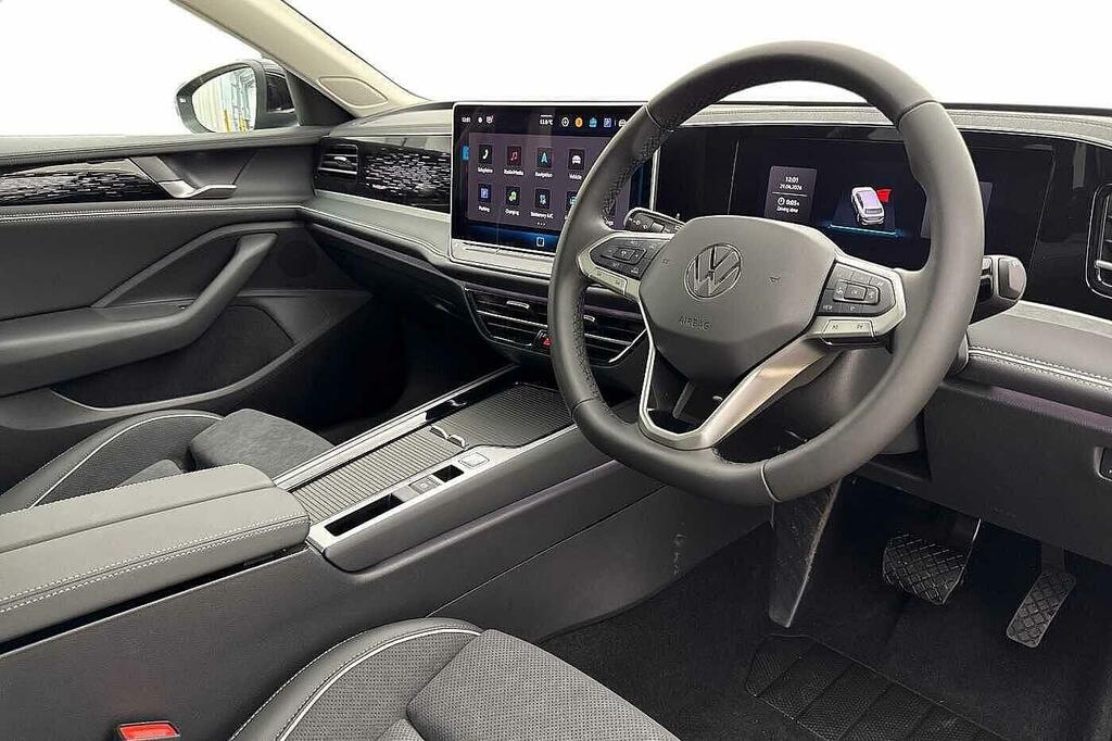 Volkswagen Passat 1.5 Tsi Ehybrid Elegance Dsg Black #6