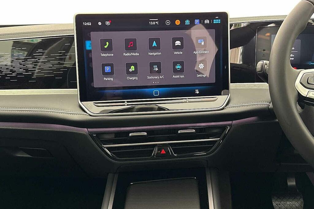 Volkswagen Passat 1.5 Tsi Ehybrid Elegance Dsg Black #12