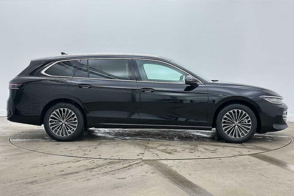 Volkswagen Passat 1.5 Tsi Ehybrid Elegance Dsg Black #4
