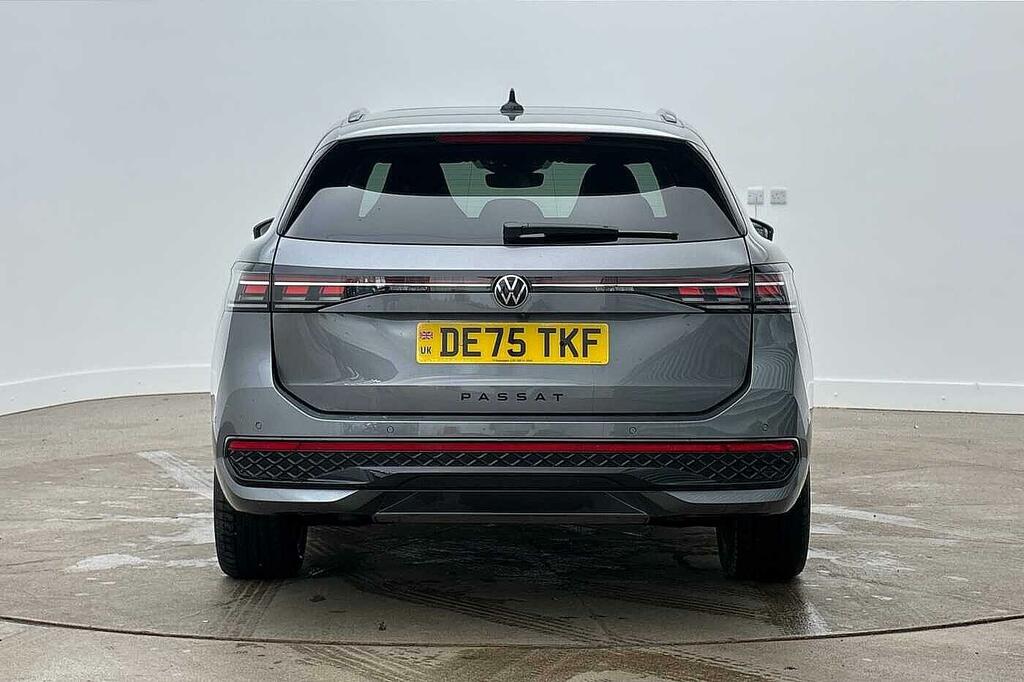 Volkswagen Passat 1.5 Tsi Ehybrid Life Dsg Grey #8