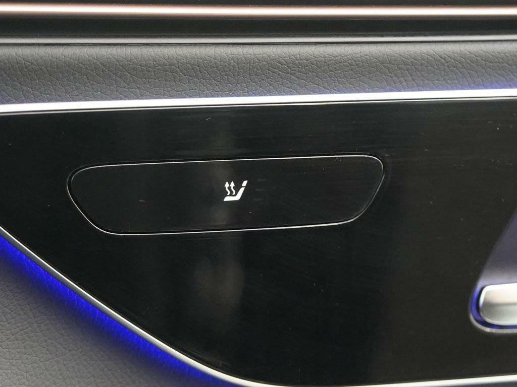 Mercedes-Benz EQE Saloon Black #29