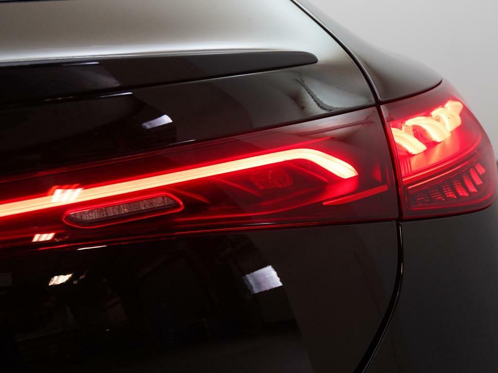 Mercedes-Benz EQE Saloon Black #14
