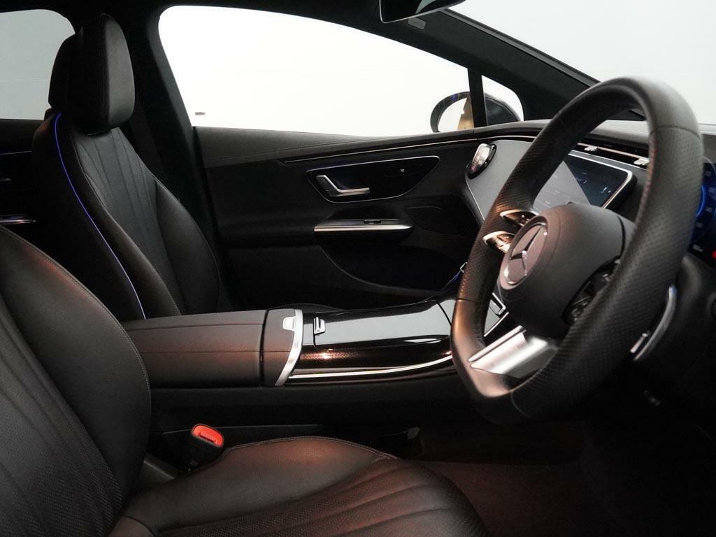Mercedes-Benz EQE Saloon Black #17