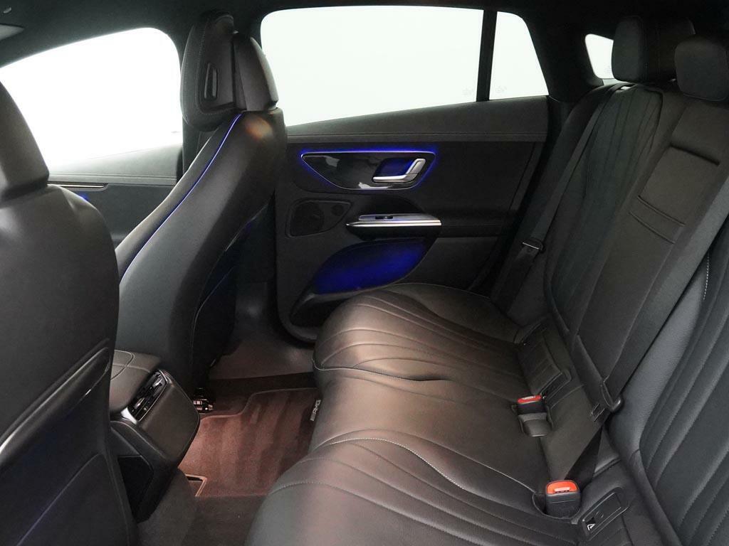 Mercedes-Benz EQE Saloon Black #9
