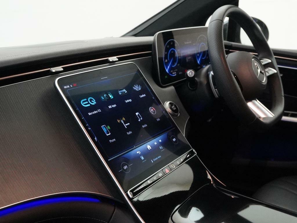 Mercedes-Benz EQE Saloon Black #34