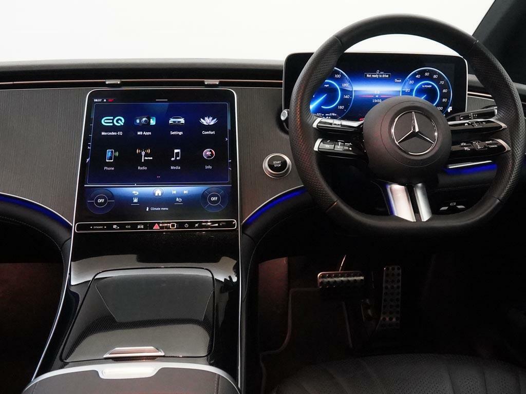 Mercedes-Benz EQE Saloon Black #31