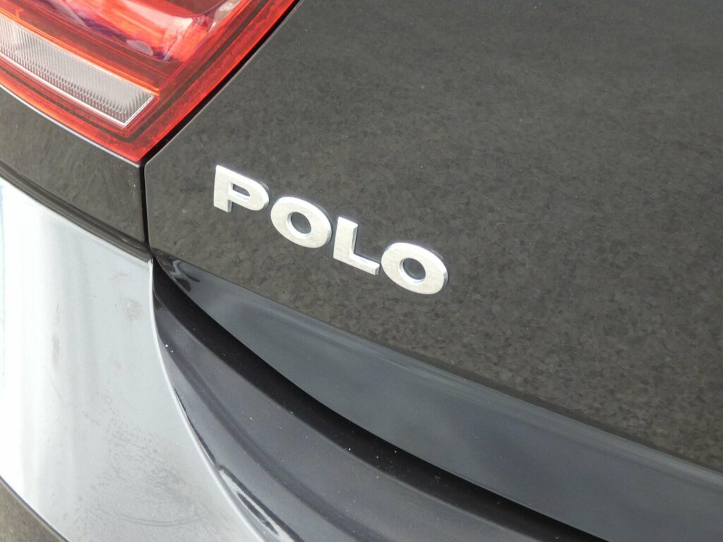 Volkswagen Polo Polo Beats Tsi Black #35
