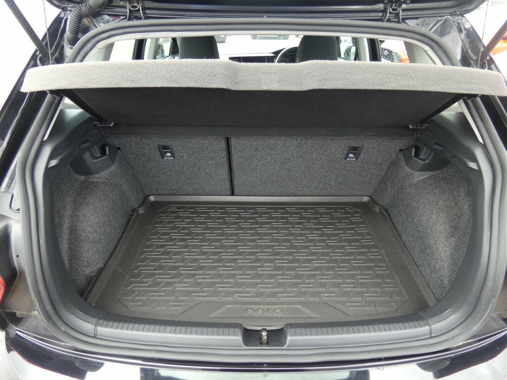Volkswagen Polo Polo Beats Tsi Black #31