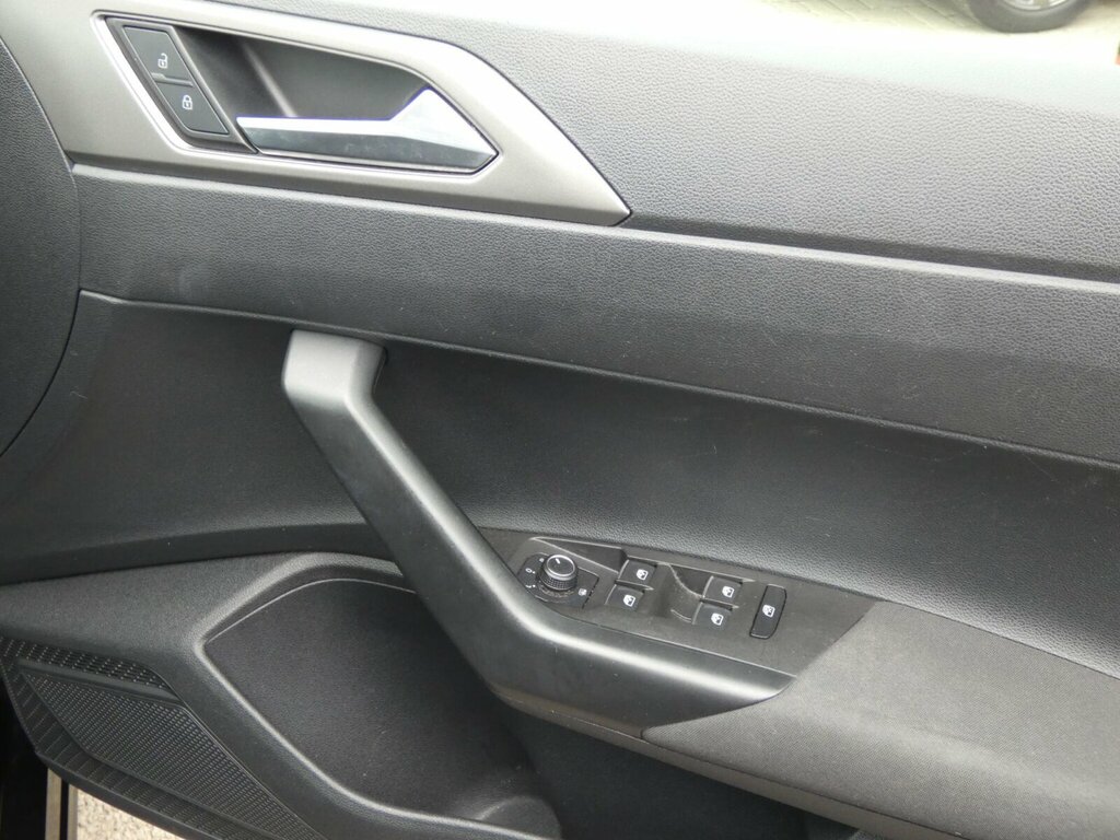 Volkswagen Polo Polo Beats Tsi Black #23