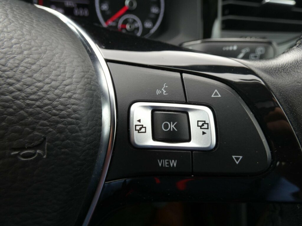 Volkswagen Polo Polo Beats Tsi Black #18