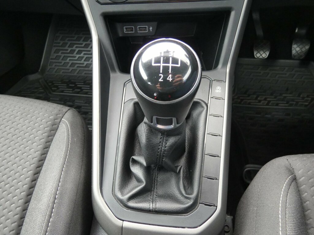 Volkswagen Polo Polo Beats Tsi Black #13