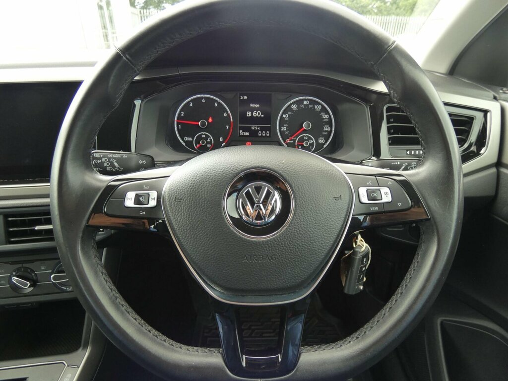 Volkswagen Polo Polo Beats Tsi Black #32