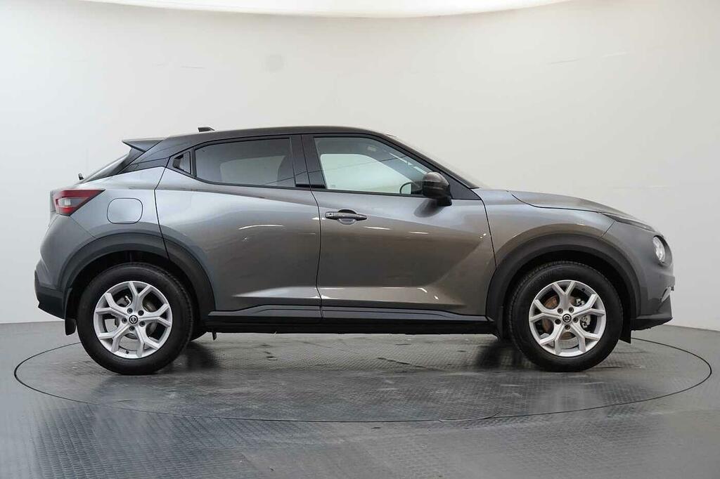 Nissan Juke 1.0 Dig-t 114 N-connecta With Sat Nav And Rear Vie SJ21YFO Black #6