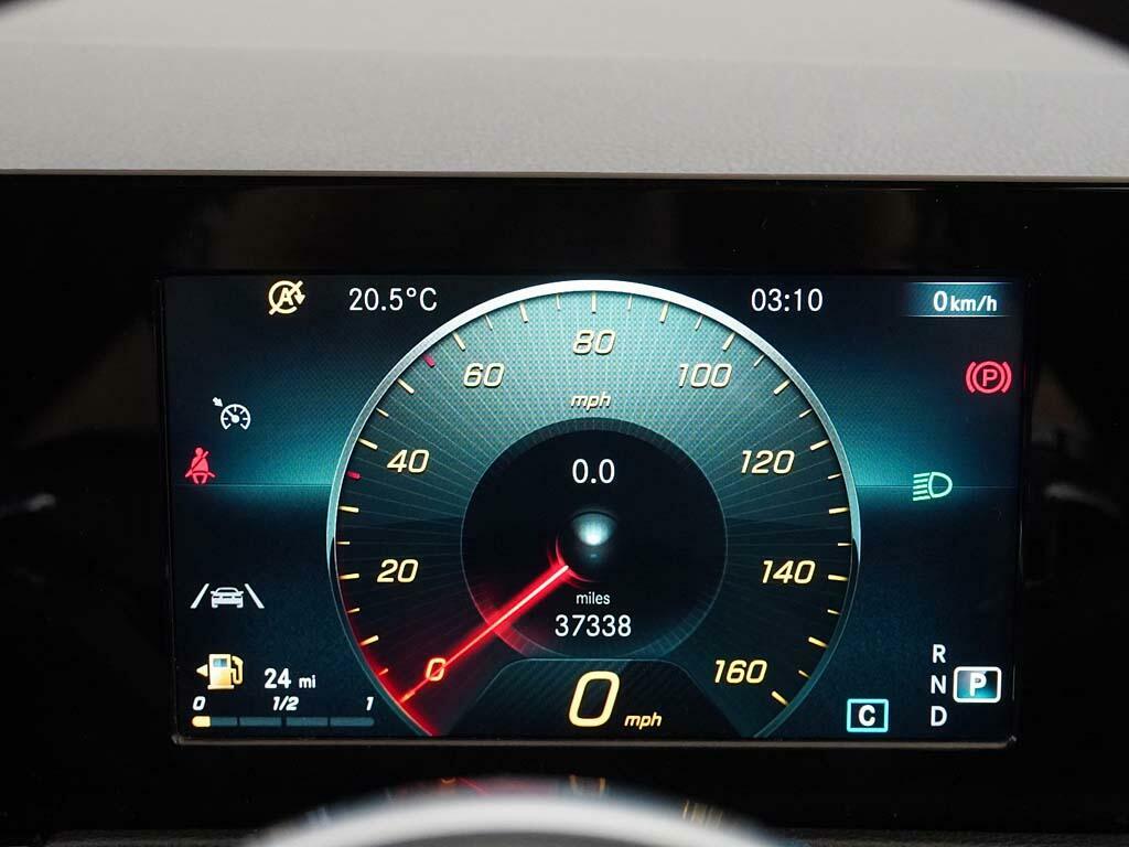 Mercedes-Benz GLB Class Glb 200 Amg Line Grey #4