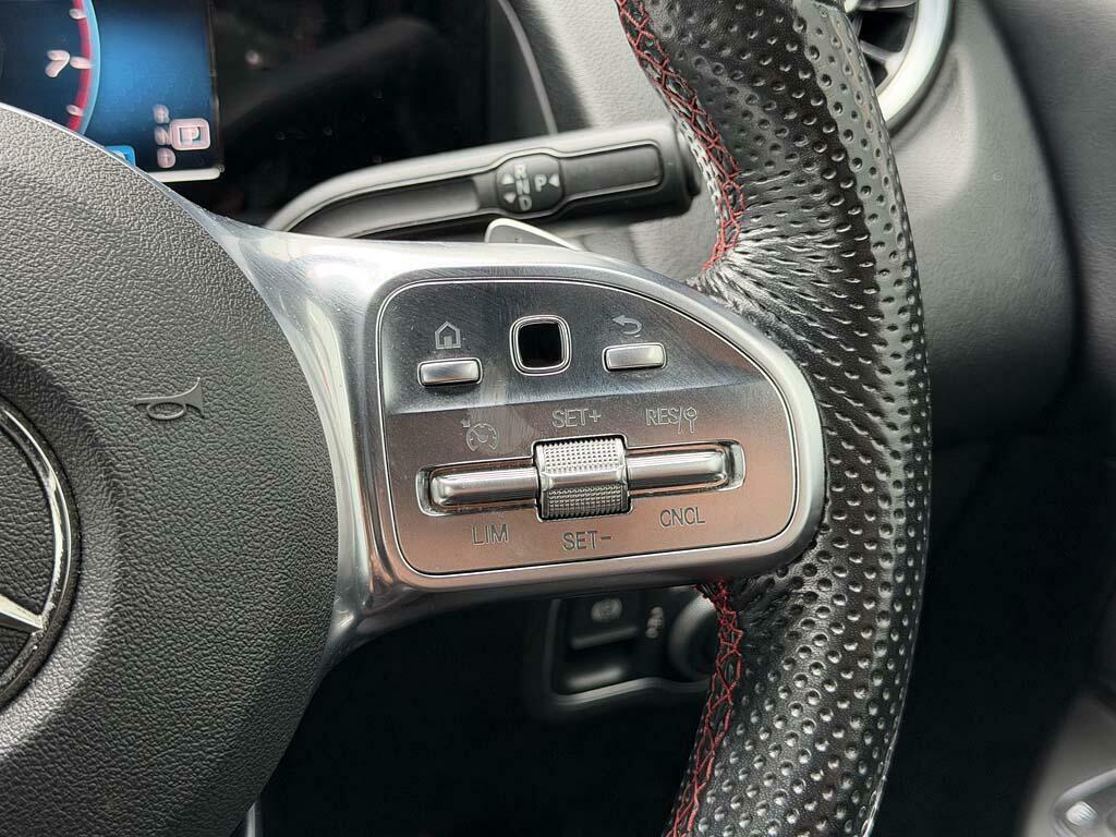Mercedes-Benz GLB Class Glb 200 D 4Matic Amg Line Premium Silver #27
