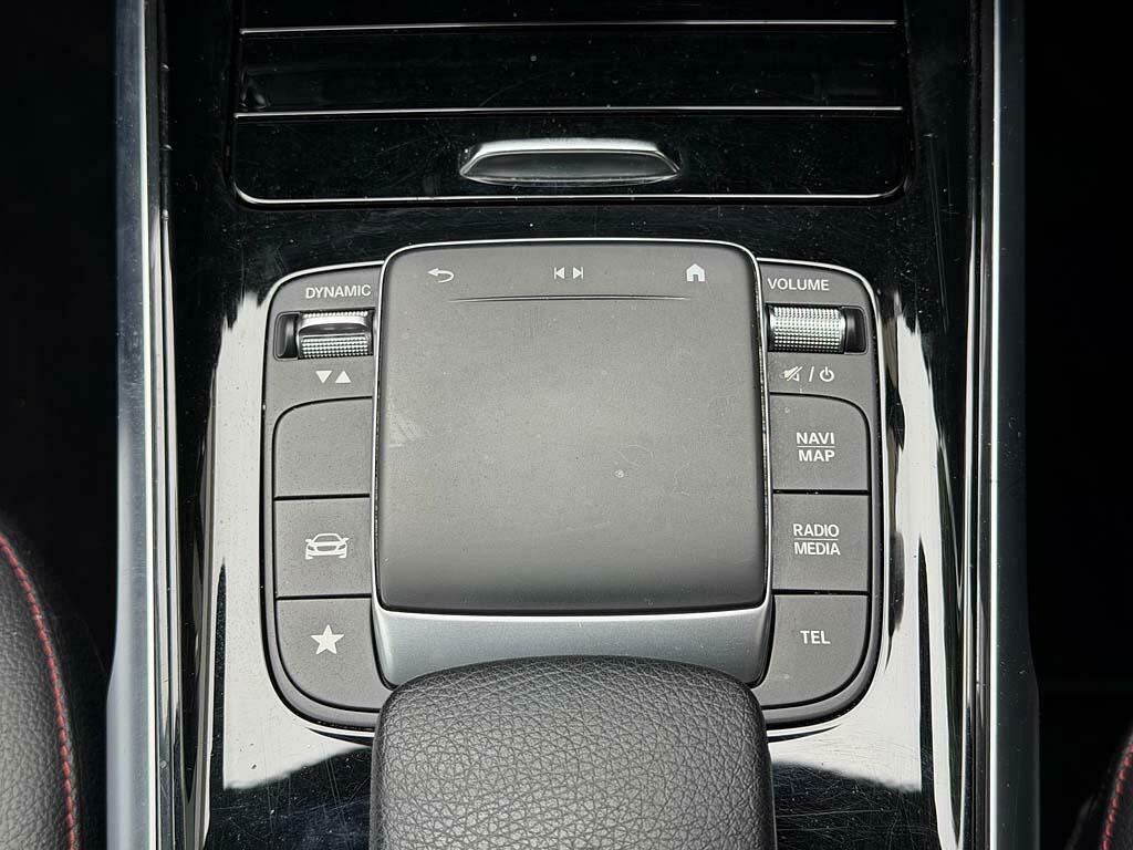 Mercedes-Benz GLB Class Glb 200 D 4Matic Amg Line Premium Silver #18