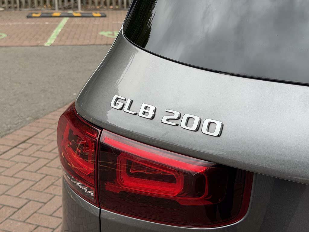 Mercedes-Benz GLB Class Glb 200 D 4Matic Amg Line Premium Silver #22