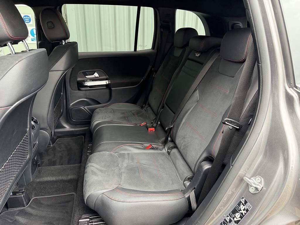 Mercedes-Benz GLB Class Glb 200 D 4Matic Amg Line Premium Silver #8
