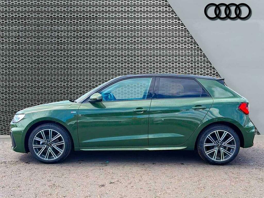 Audi A1 25 Tfsi S Line SM26HFV Green #4