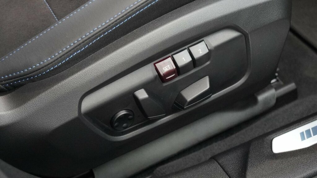 BMW 1 Series 120 M Sport Step  #36