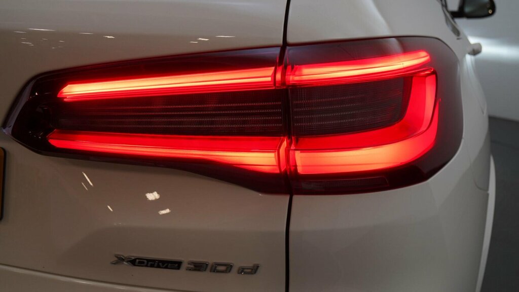 BMW X5 Xdrive40d Mht M Sport Black #21