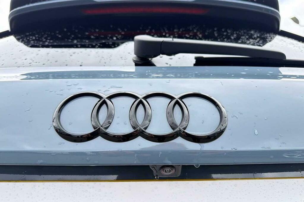 Audi RS3 Rs 3 Saloon Vorsprung 400 Ps S Tronic Red #15