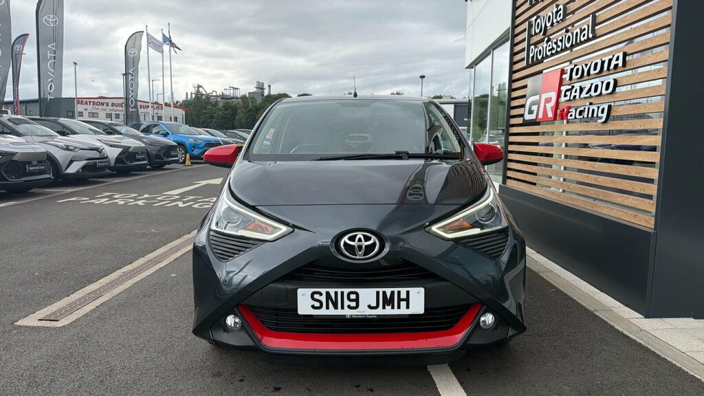 Toyota Aygo 1.0 Vvt-i X-trend Euro 6 Grey #2