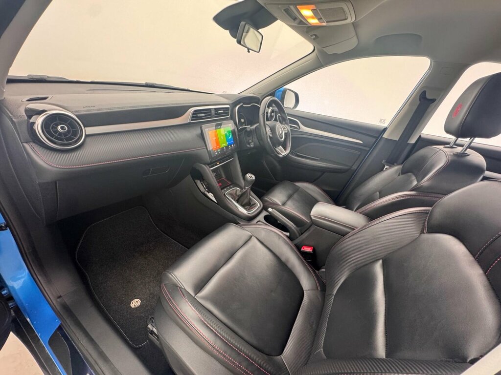 MG ZS 1.0T Gdi Exclusive Dct Black #19