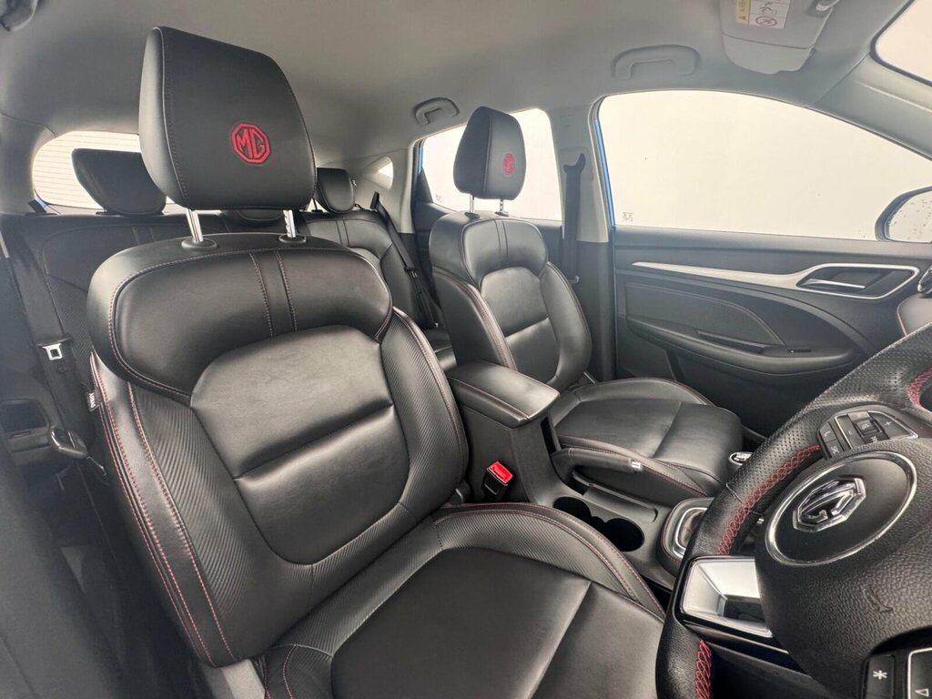 MG ZS 1.0T Gdi Exclusive Dct Black #9
