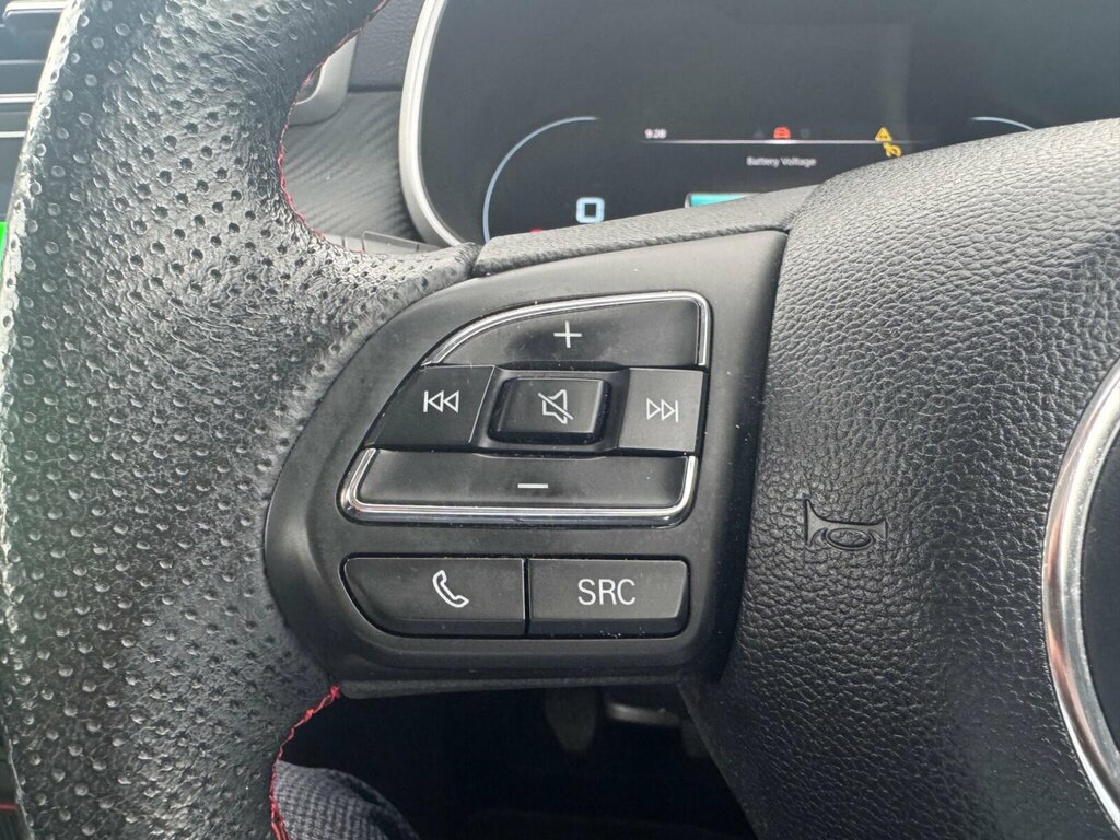 MG ZS 1.0T Gdi Exclusive Dct Black #13