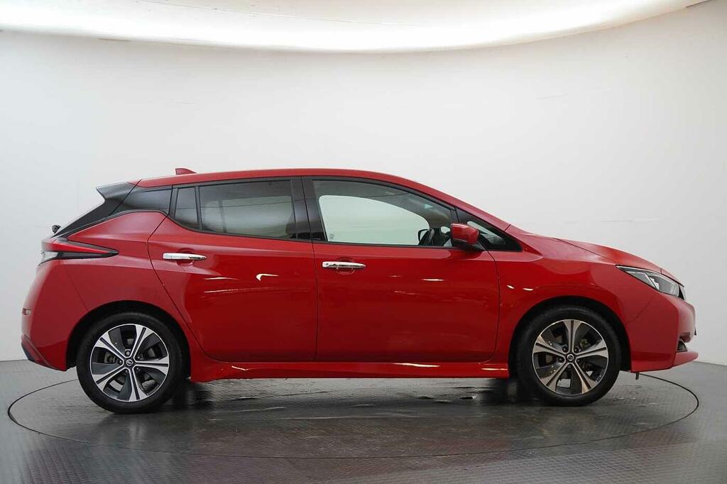 Nissan Leaf E 62Kw Tekna With Bose Audio And Pro Pilot T Red #6
