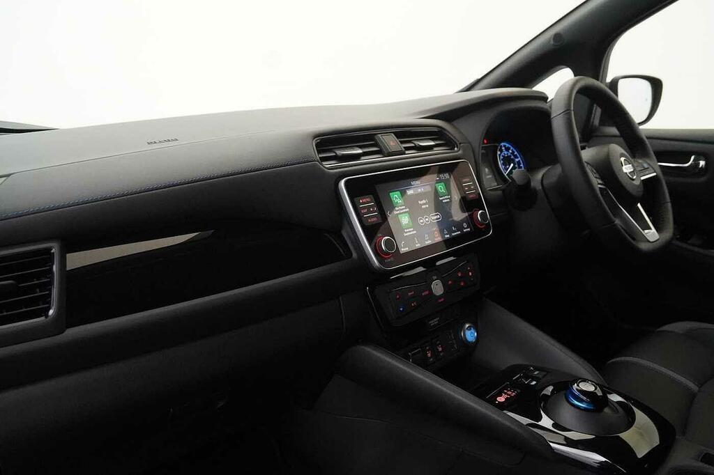 Nissan Leaf E 62Kw Tekna With Bose Audio And Pro Pilot T Red #2