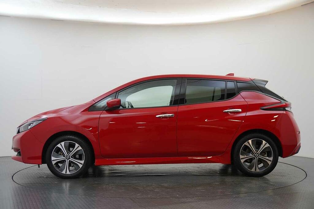Nissan Leaf E 62Kw Tekna With Bose Audio And Pro Pilot T Red #5